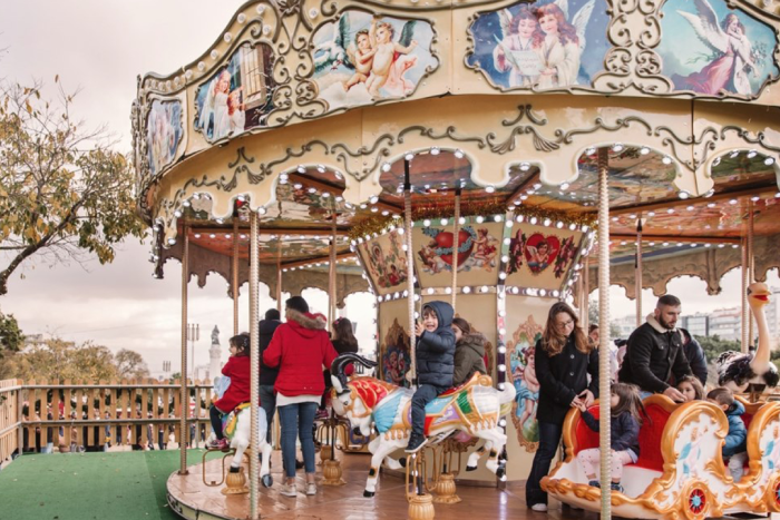 Imagem da notícia: - Conheça 10 Mercados de Natal imperdíveis em Portugal 