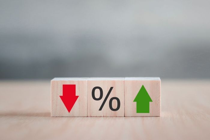 Imagem da notícia: - Taxa Euribor desce a 3 meses e sobe a 6 e 12 meses