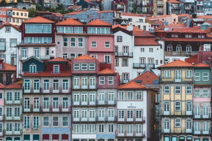 Imagem da notícia: - Crédito à habitação: taxa de juro sobe pela primeira vez em mais de 2 anos